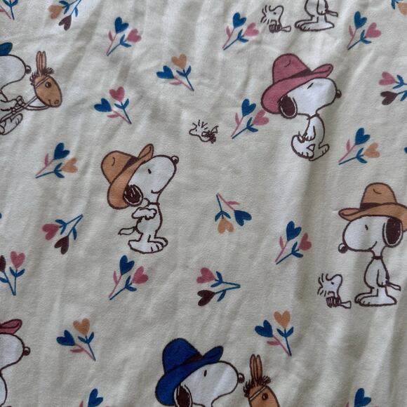 NWT Munki Woman Snoopy Pajama Set Size M Short Sleeve Shirt Wide Leg Pants - Picture 5 of 10